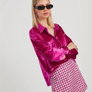 Vici Relaxed Pink Velvet button down Blouse